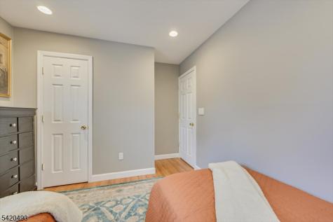 63 Arden Street Franklin NJ 08873