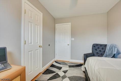 63 Arden Street Franklin NJ 08873