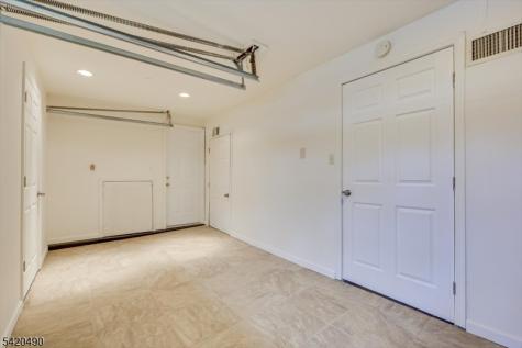 63 Arden Street Franklin NJ 08873