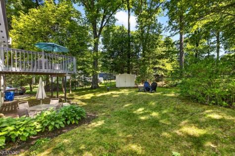 19 Circle Drive West Milford NJ 07438