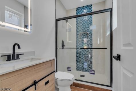 249 Hillside Avenue Leonia NJ 07605