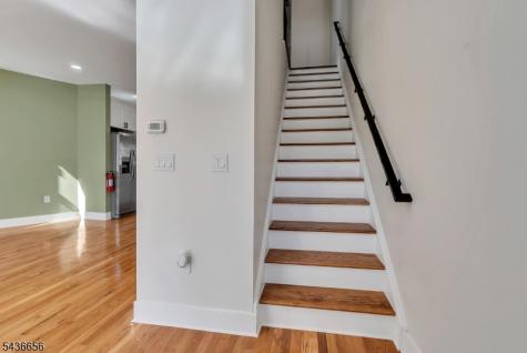 249 Hillside Avenue Leonia NJ 07605