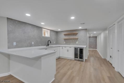 249 Hillside Avenue Leonia NJ 07605