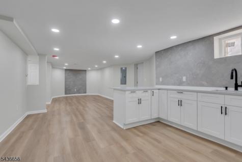 249 Hillside Avenue Leonia NJ 07605