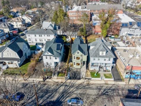 249 Hillside Avenue Leonia NJ 07605
