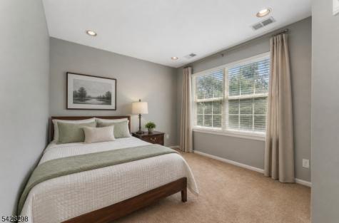 8 Miller Lane Readington NJ 08889
