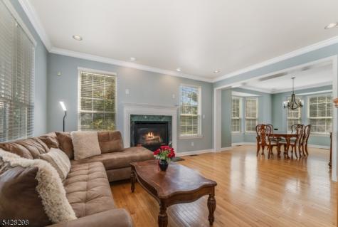 8 Miller Lane Readington NJ 08889