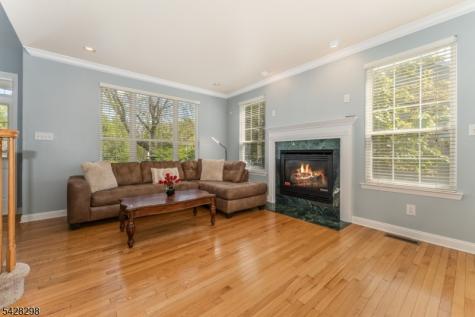 8 Miller Lane Readington NJ 08889