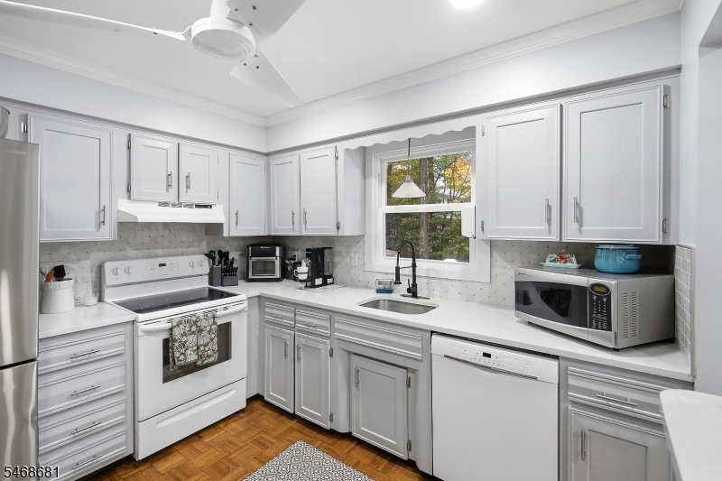 24 Mead Road Hopatcong NJ 07843