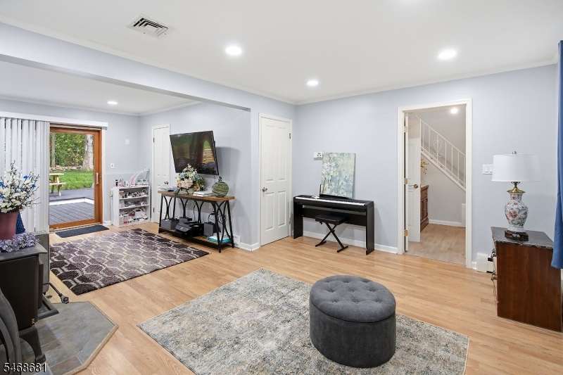 24 Mead Road Hopatcong NJ 07843