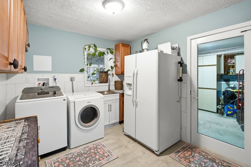 24 Mead Road Hopatcong NJ 07843