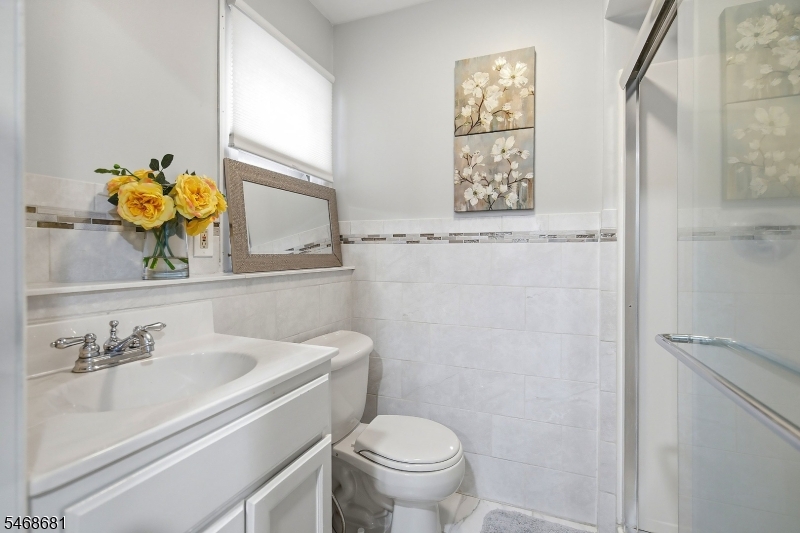 24 Mead Road Hopatcong NJ 07843