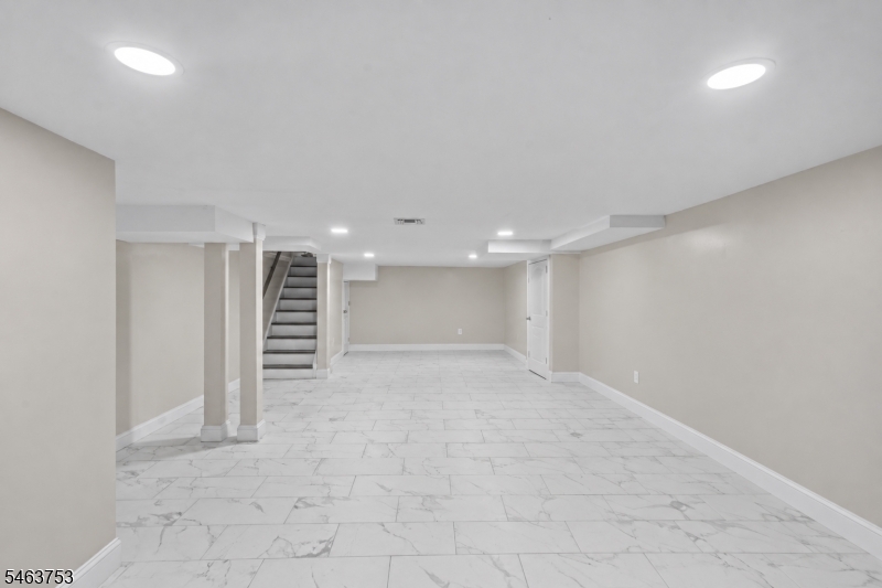 25 Randolph Street Lincoln Park NJ 07035