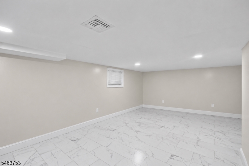 25 Randolph Street Lincoln Park NJ 07035