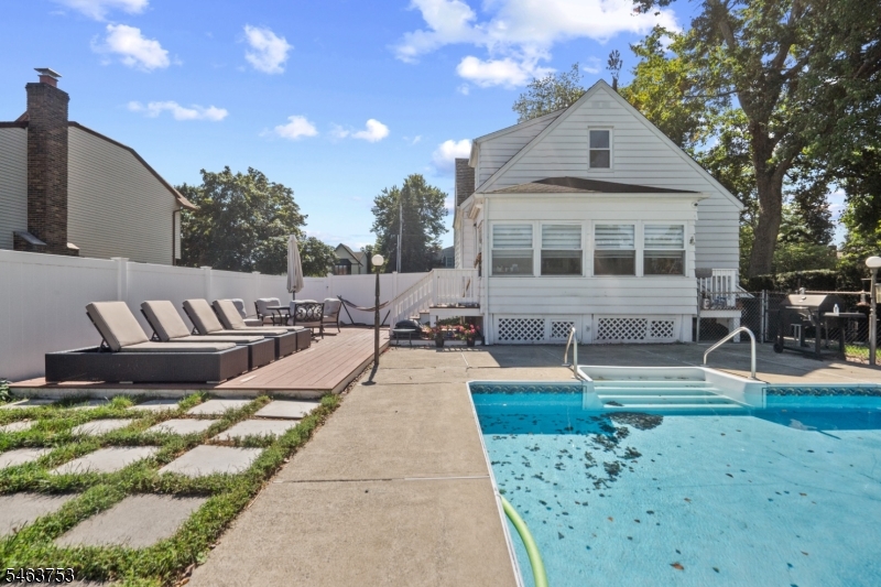 25 Randolph Street Lincoln Park NJ 07035
