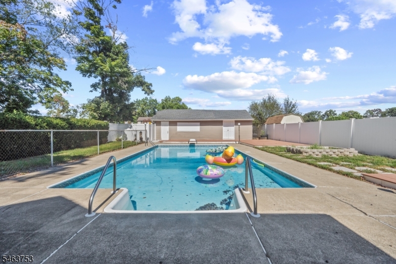 25 Randolph Street Lincoln Park NJ 07035