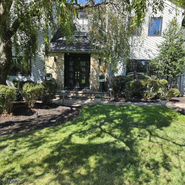 2 Sweet Briar Court Montgomery NJ 08502