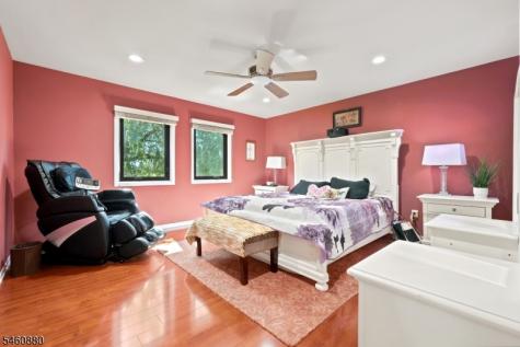 2 Sweet Briar Court Montgomery NJ 08502