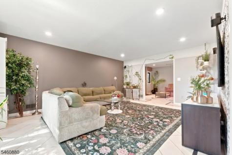 2 Sweet Briar Court Montgomery NJ 08502