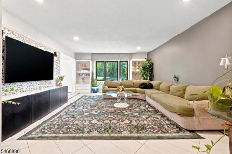 2 Sweet Briar Court Montgomery NJ 08502