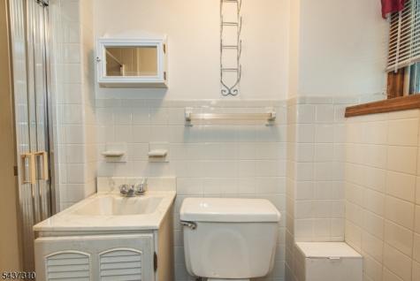 51 Emmet Street Belleville NJ 07109