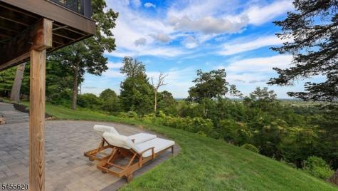 610 Johnston Drive Watchung NJ 07069