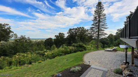 610 Johnston Drive Watchung NJ 07069
