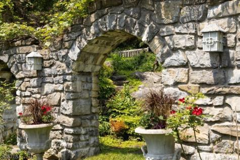 936 Dove Island Road Stillwater NJ 07860