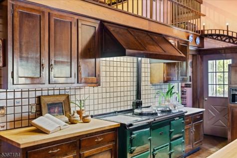 936 Dove Island Road Stillwater NJ 07860