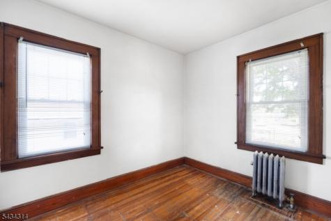 357 Greylock Parkway Belleville NJ 07109