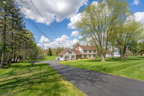 31 Welisewitz Road East Amwell NJ 08551
