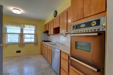 34 West Parkway Pequannock NJ 07440