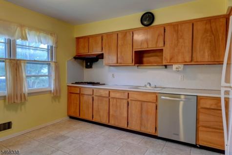 34 West Parkway Pequannock NJ 07440