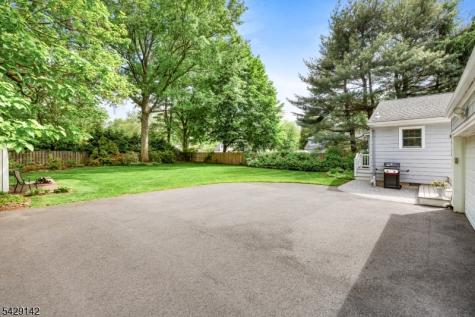 957 Willow Grove Road Westfield NJ 07090