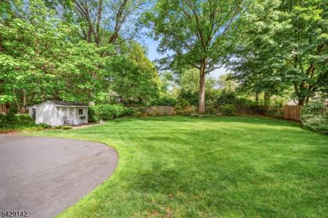 957 Willow Grove Road Westfield NJ 07090