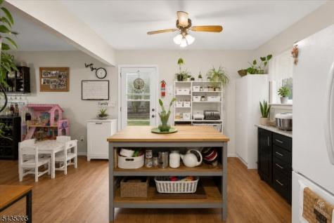 173 E Central Avenue Wharton NJ 07885