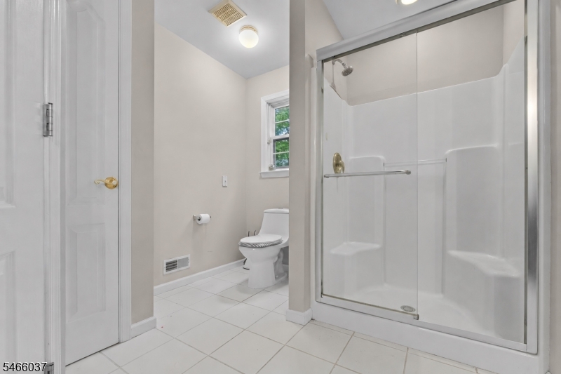 11 Madison Court Southampton NJ 08088