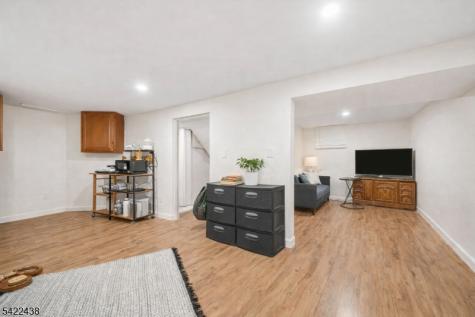 15 Donald Place Elizabeth NJ 07208