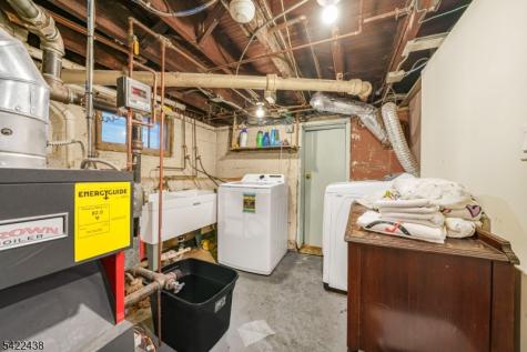 15 Donald Place Elizabeth NJ 07208