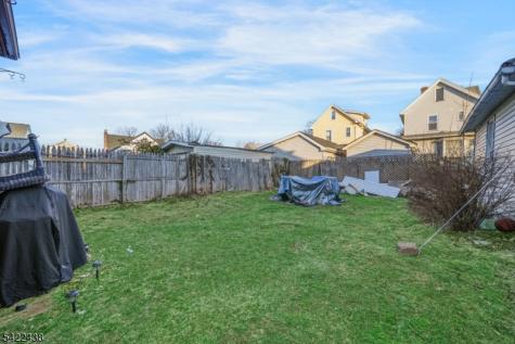 15 Donald Place Elizabeth NJ 07208