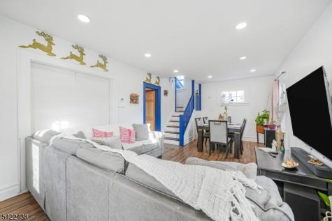 15 Donald Place Elizabeth NJ 07208