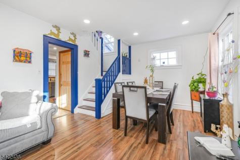 15 Donald Place Elizabeth NJ 07208
