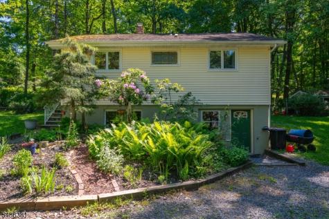 35 Windy Bush Lane Sparta NJ 07871