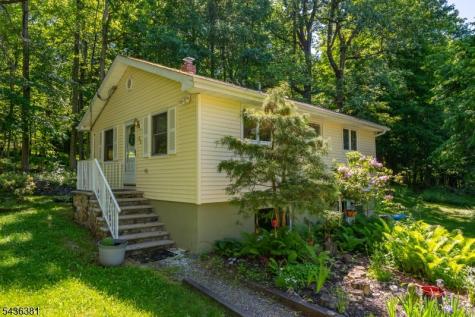 35 Windy Bush Lane Sparta NJ 07871