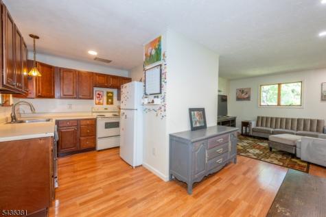 35 Windy Bush Lane Sparta NJ 07871