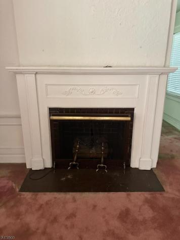 15 Parkview Terrace Newark NJ 07112