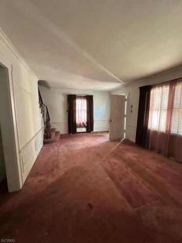 15 Parkview Terrace Newark NJ 07112