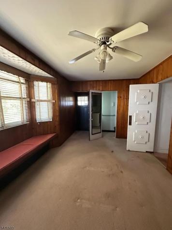 15 Parkview Terrace Newark NJ 07112