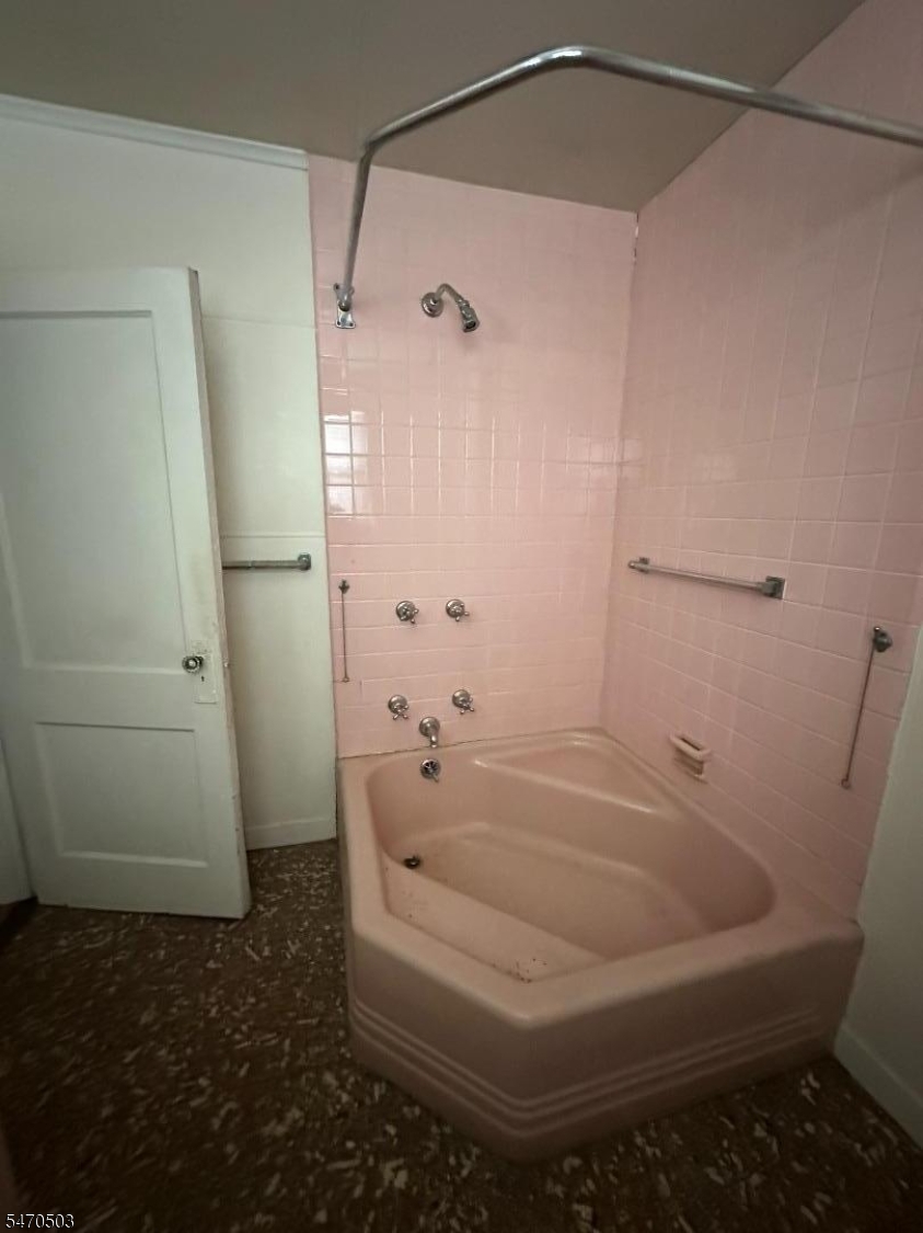 15 Parkview Terrace Newark NJ 07112