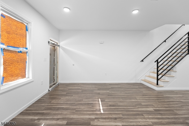 43 Cortland Street Newark NJ 07105
